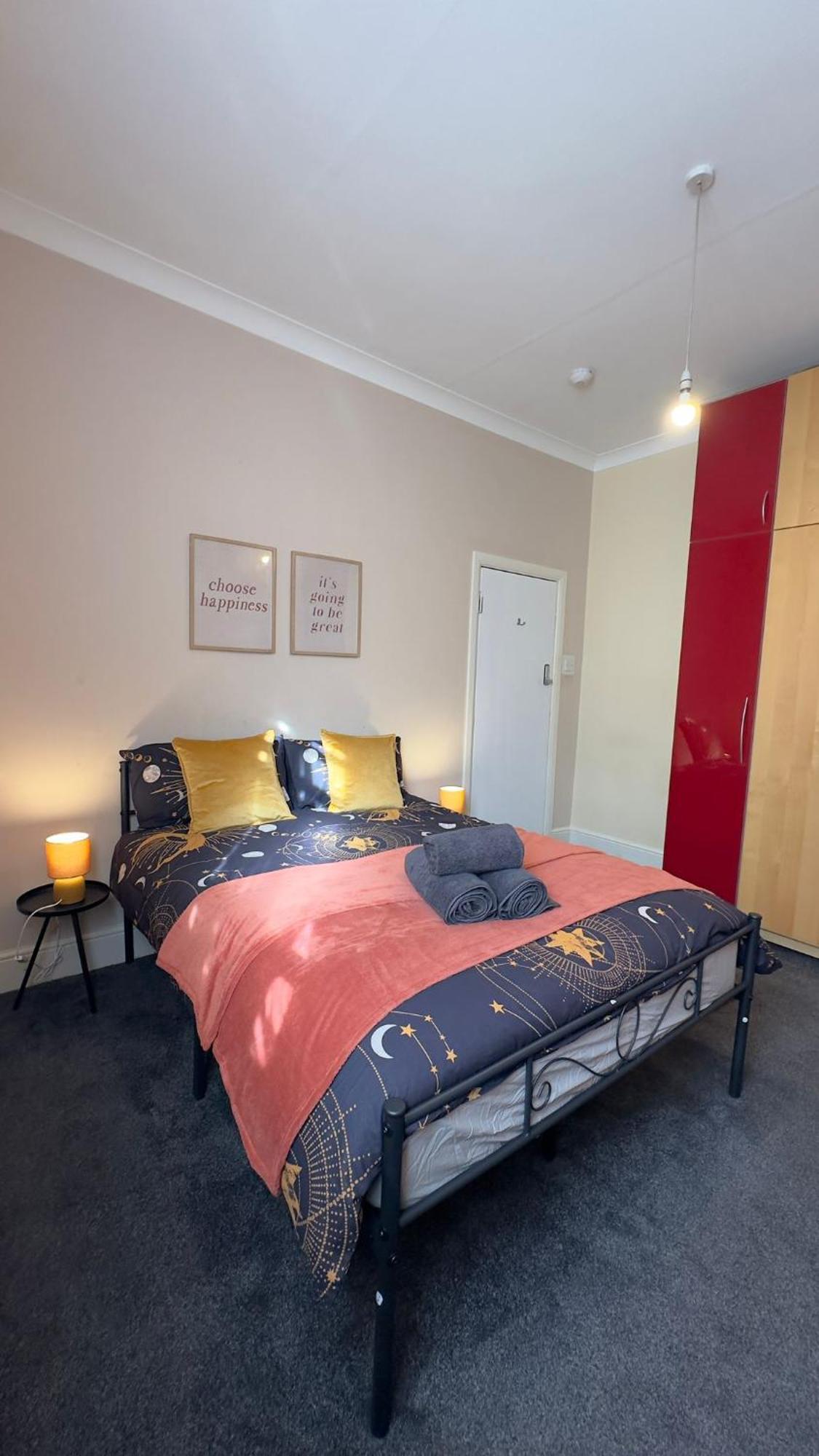 25 Minutes To Central London Rooms 35 ภายนอก รูปภาพ