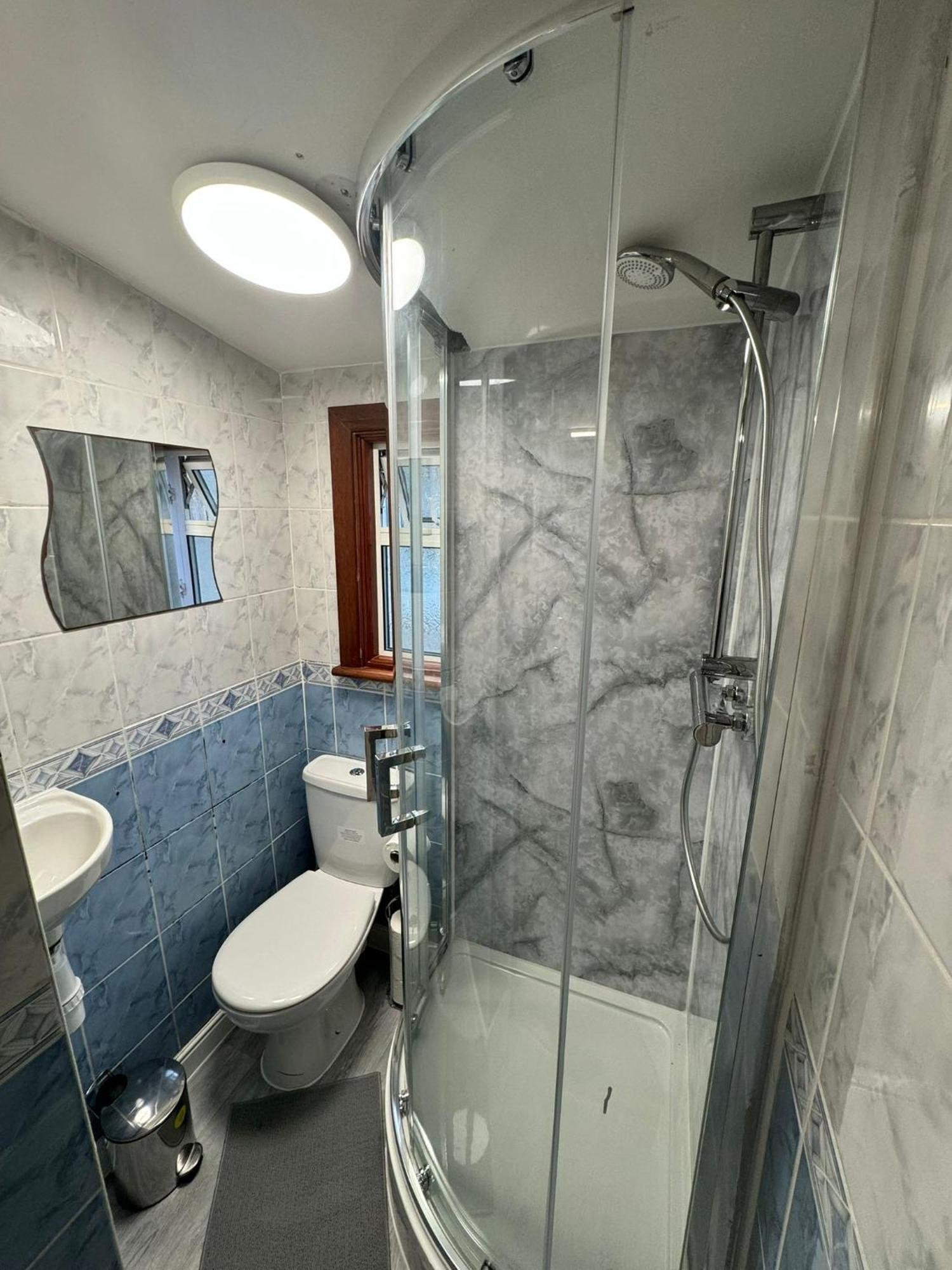25 Minutes To Central London Rooms 35 ภายนอก รูปภาพ