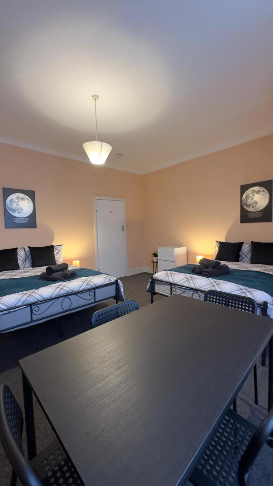 25 Minutes To Central London Rooms 35 ห้อง รูปภาพ