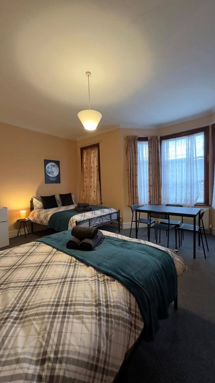 25 Minutes To Central London Rooms 35 ห้อง รูปภาพ